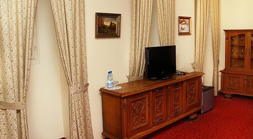 Hotel Przy Oslej Bramie Wałbrzych Zewnętrze zdjęcie